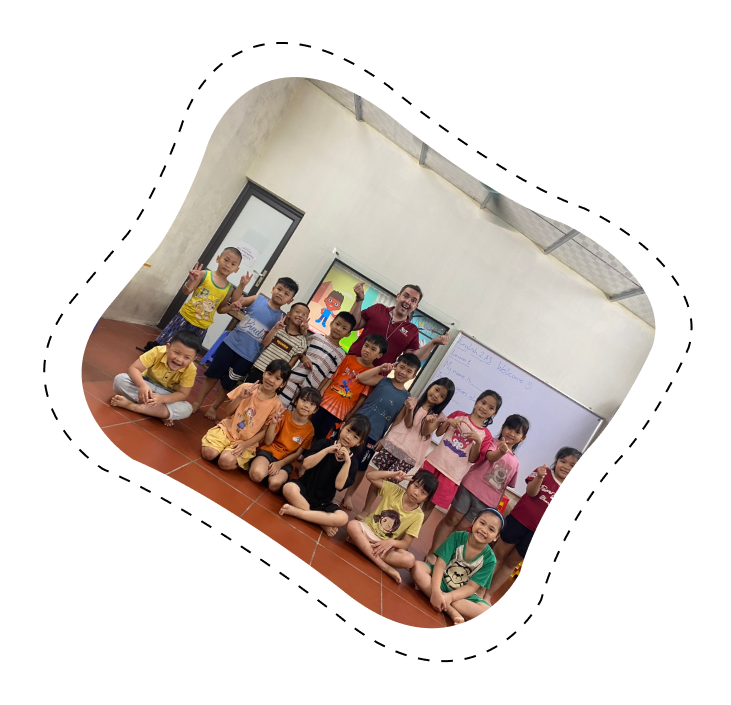 Học viên thảo luận nhóm